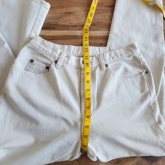 Liz Claiborne jeans, cream pants, regular waist, straight legs, size 10 - Picture 7 of 8